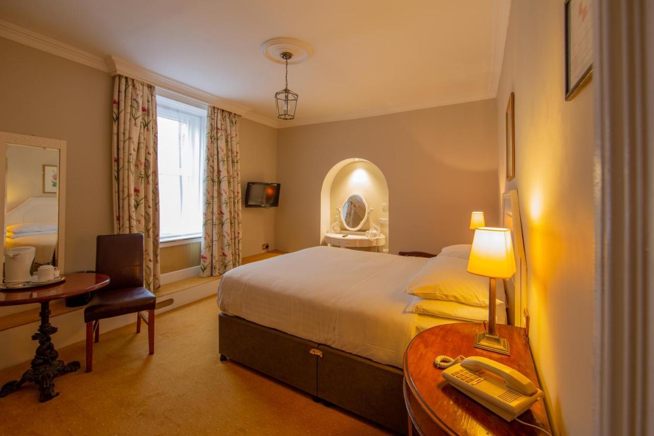 Foyles Hotel Клифден Экстерьер фото